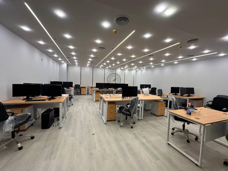 7 c77970e5-762d-434f-bc11-d9a05a314b84. jpg