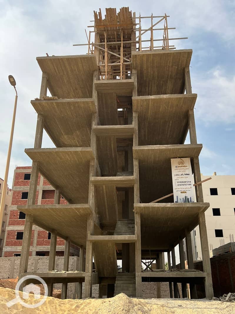 4 0caf27c5-d560-495a-81e0-5035ead657a1. jpeg