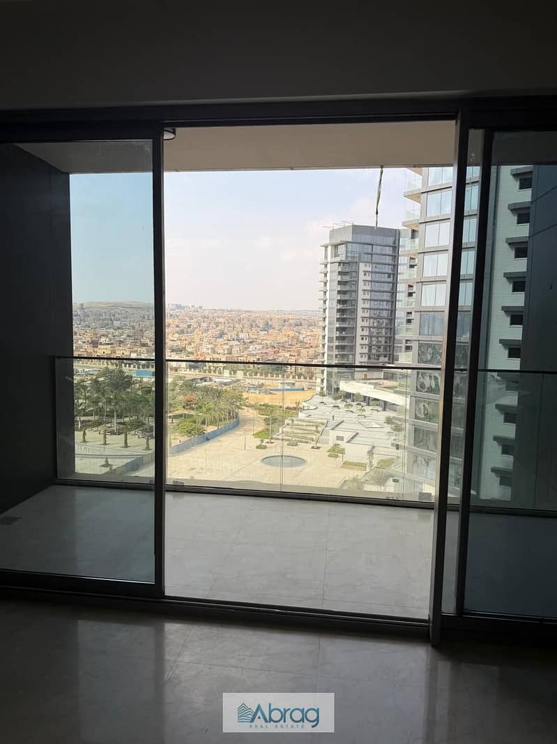 9 f7e3643d-5781-443e-8344-1e3dba0b8ec1. jpeg