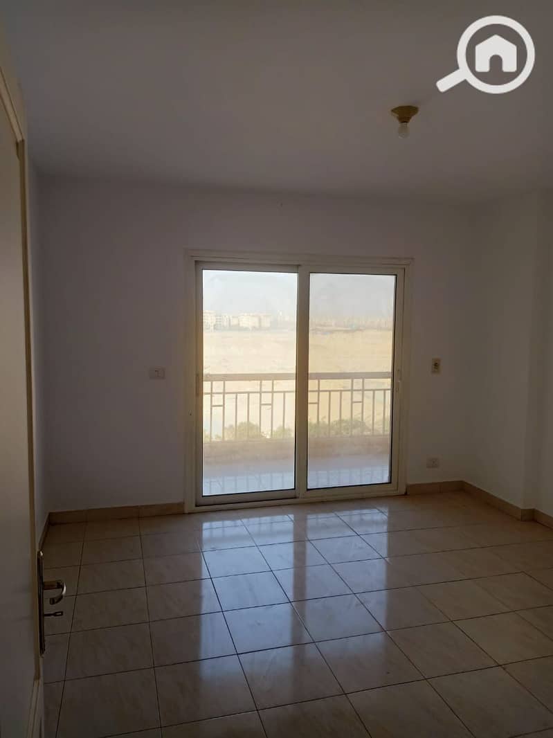 3 e097a0a9-d740-4843-a6b1-dad5c4041d5a. jfif. jpg