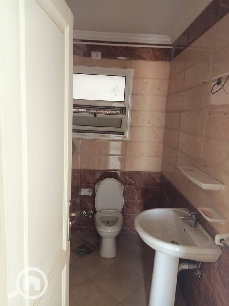 5 b2f296e8-6065-4b43-b391-29a651f9e94f. jfif. jpg