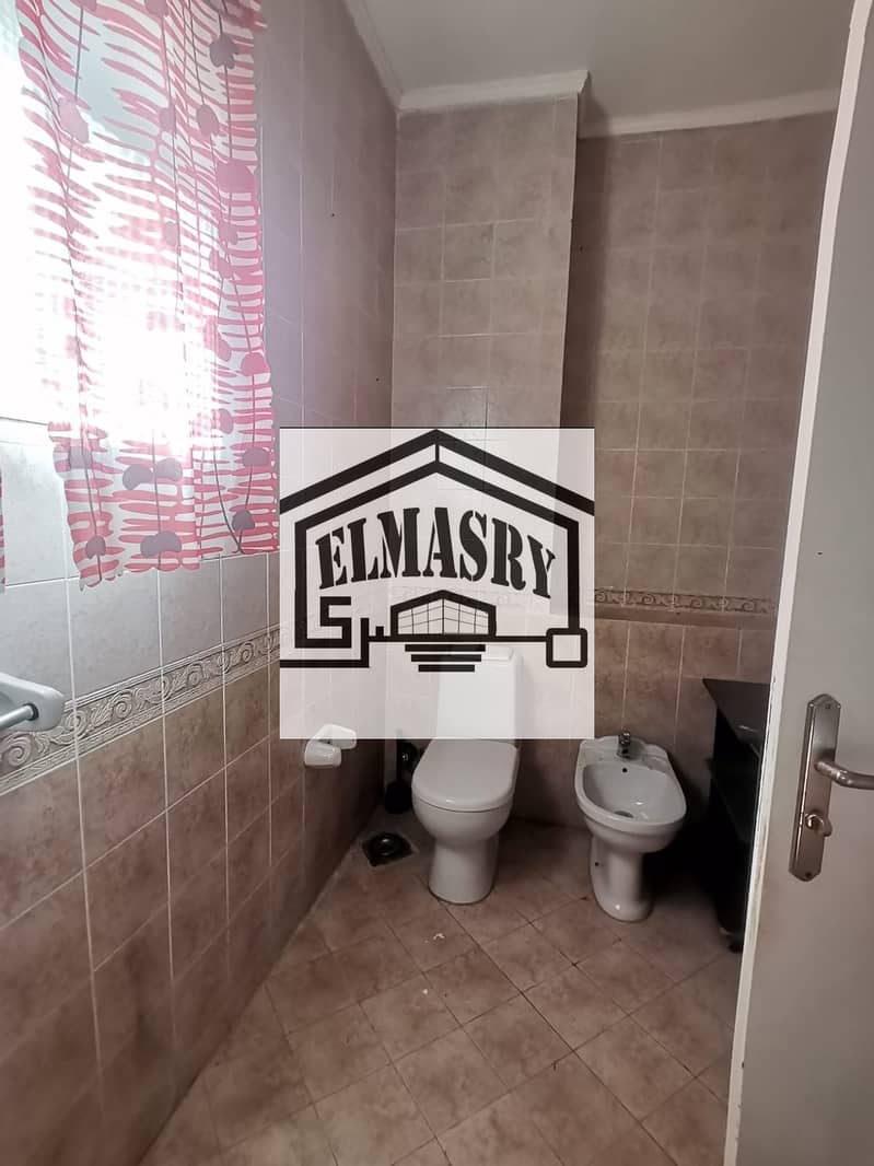 11 e2292fb6-9d0a-4118-b14b-b6e5a371ec8f. jpg