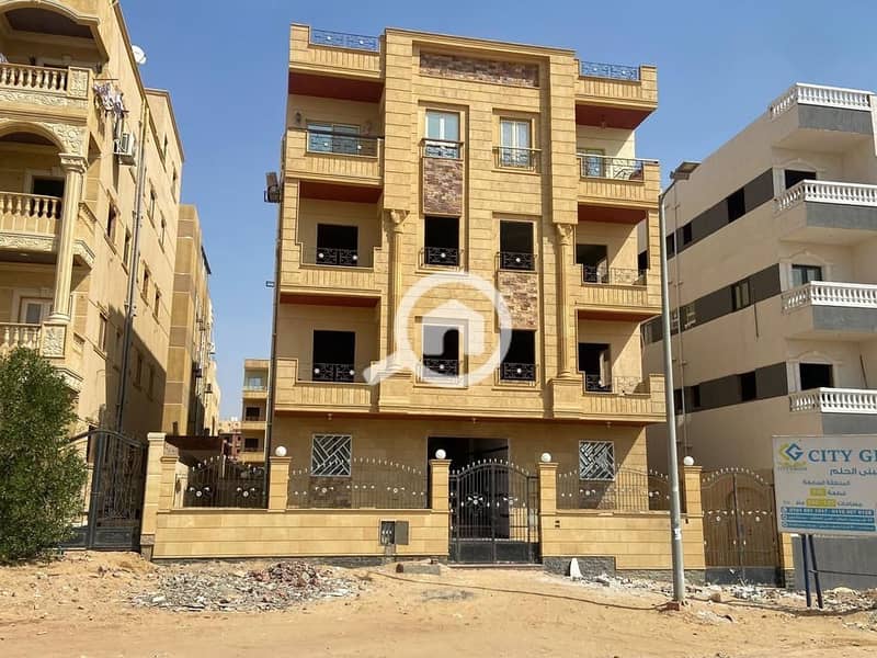 3 photo_5965449552988933043_y. jpg