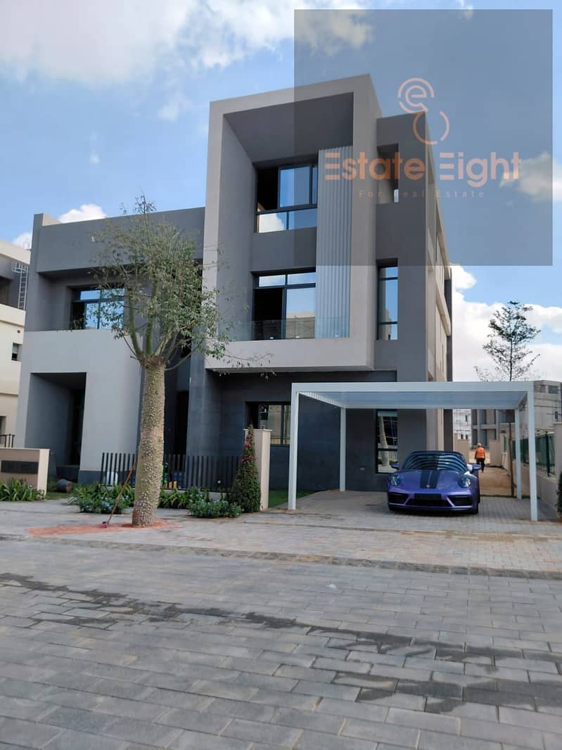 10 f74f56b4-9f3f-441b-a283-efb616947083. jpg