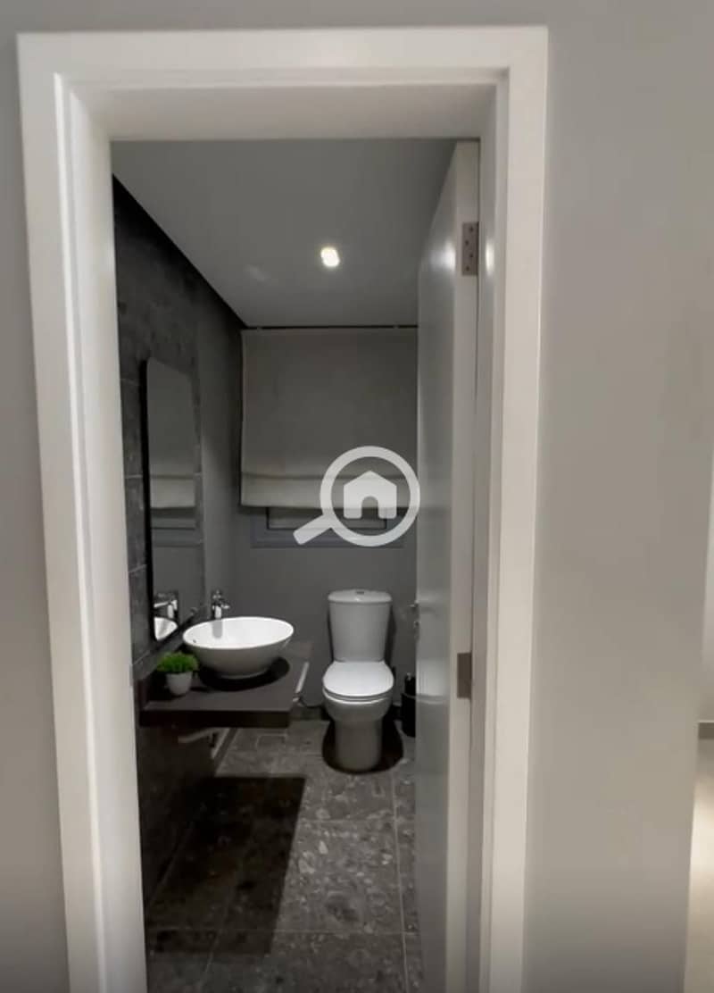 24 WhatsApp Image 2026-01-12 at 4.34. 48 PM (1). jpeg