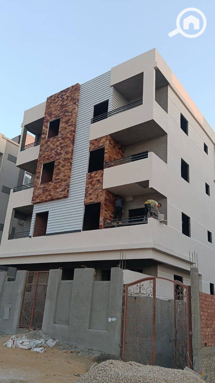 6 photo_5965449552988933054_y. jpg