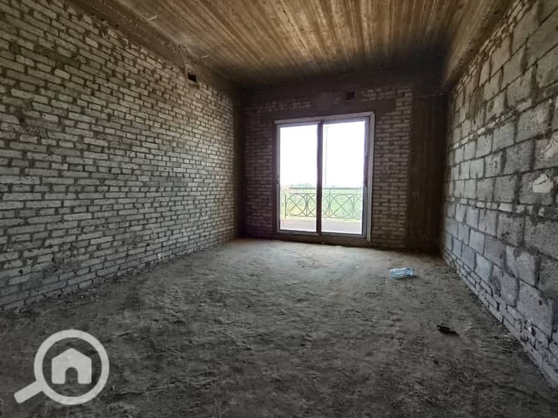 7 9744c463-7a16-4806-8aed-07585697f302. jpg