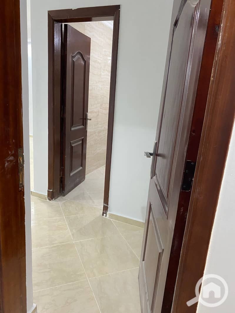 3 207b2e42-44eb-4435-9112-f8187900dc98. jpeg