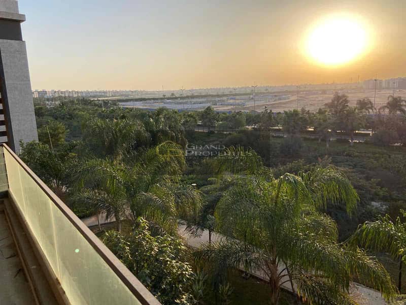 2 cec6ca72-9e3f-4bbb-9b2b-bfc2591afeac. jpg