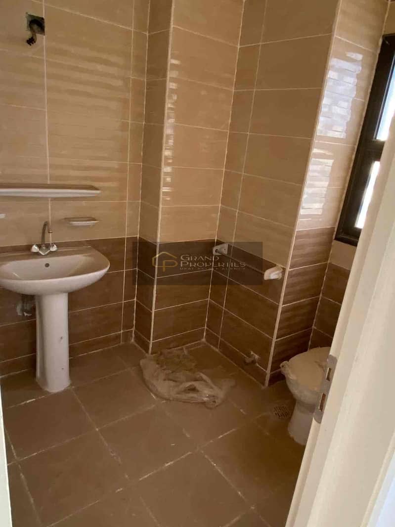 8 b3d23bec-04c2-44bf-9cdb-9c1fe2c06ea9. jpg