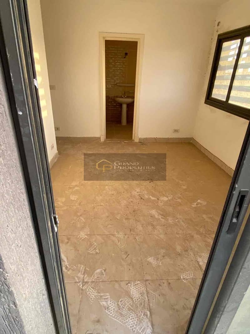 11 5aaf16c5-59c4-4972-91a6-948e04bfe92b. jpg