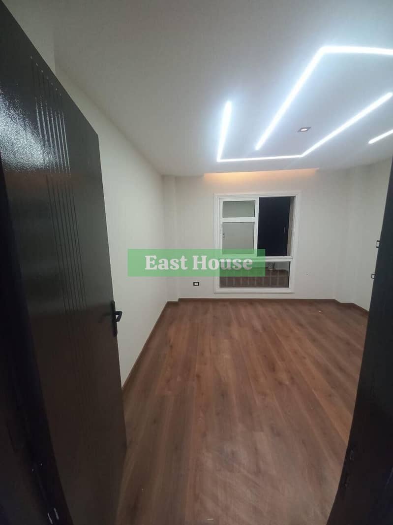 7 e4dda68e-745d-487d-90fa-3703f16b30e6. jpg