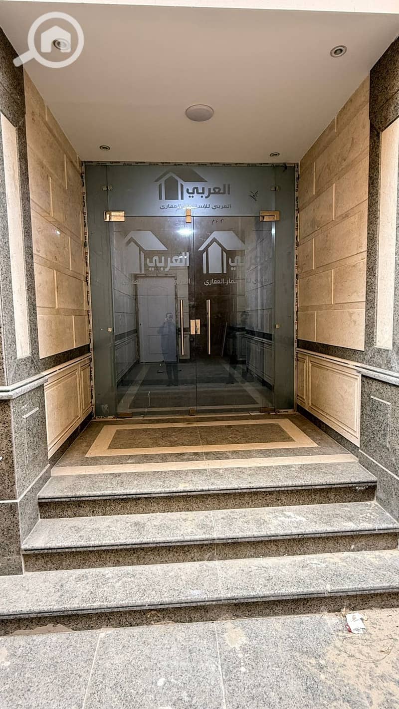 2 c1d2abd6-6edf-4da8-8205-95e422f19e52. jpg