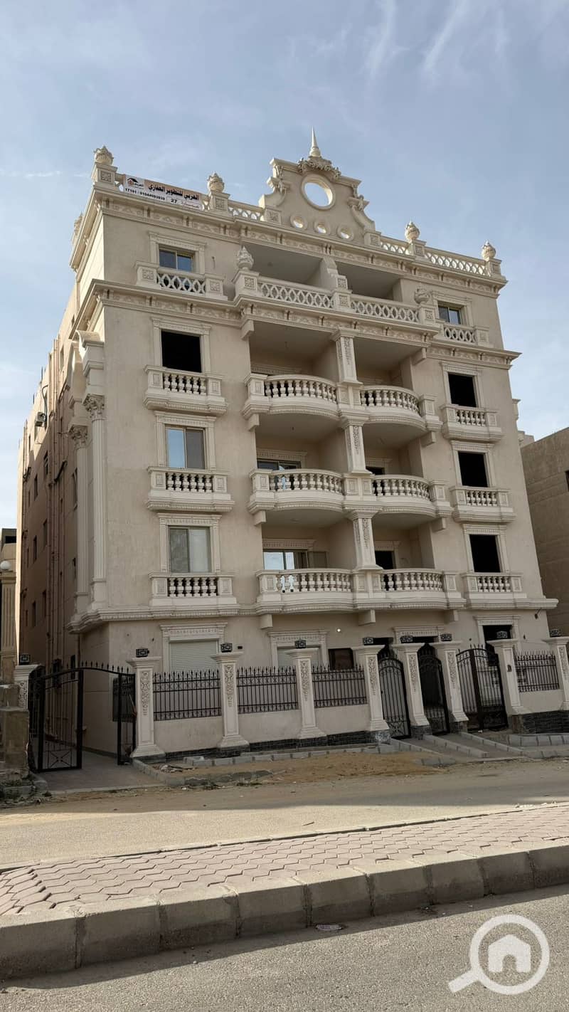 9 d871db3b-adfa-4444-8881-e62c42e43c36. jpg