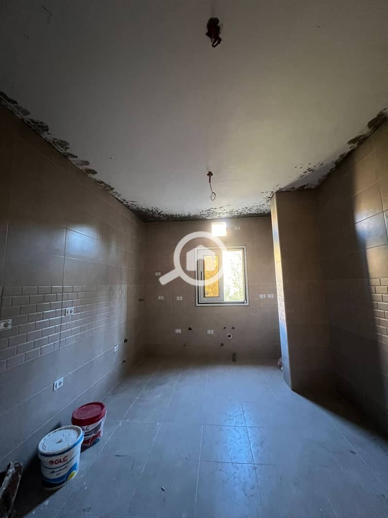 4 123d5fee-398c-4610-8b1e-ab4480b31493. jpeg