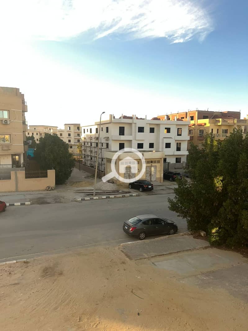 15 17d4390b-4cd5-4e27-8c8e-426e44ef6e47. jpeg