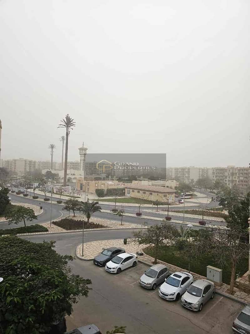 6 d69747eb-9068-48b4-9c16-2b3f82c23804. jpg