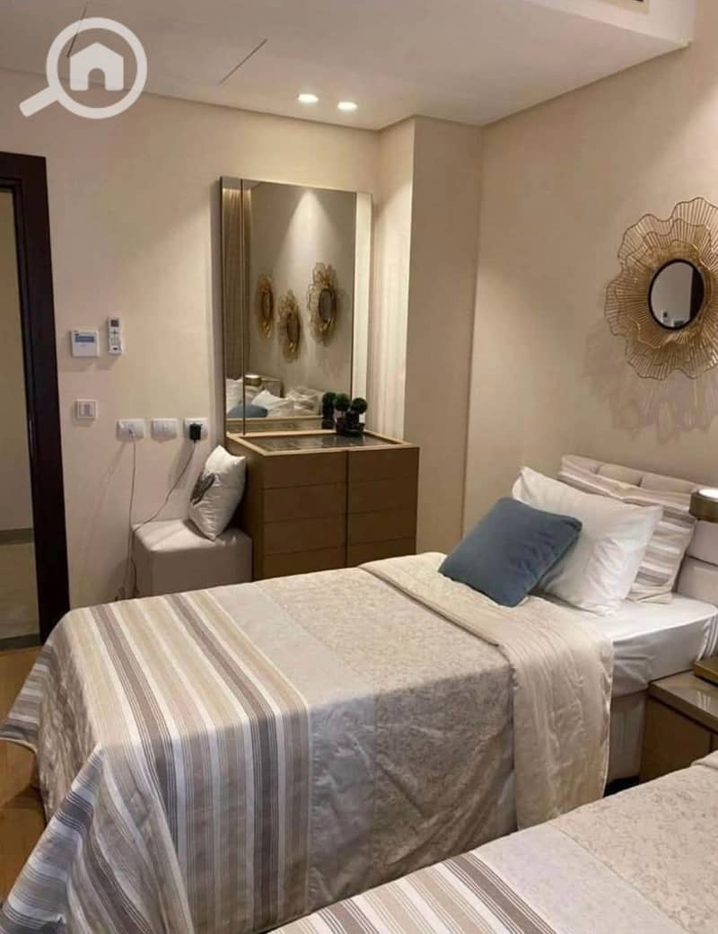 4 FB_IMG_1744066029728. jpg