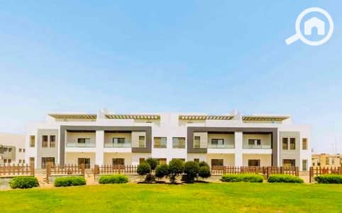 فیلا 3 غرف نوم للبيع في مدينة الشروق، القاهرة - d800a113-d724-4a65-a835-976ef4e3194a. jpg