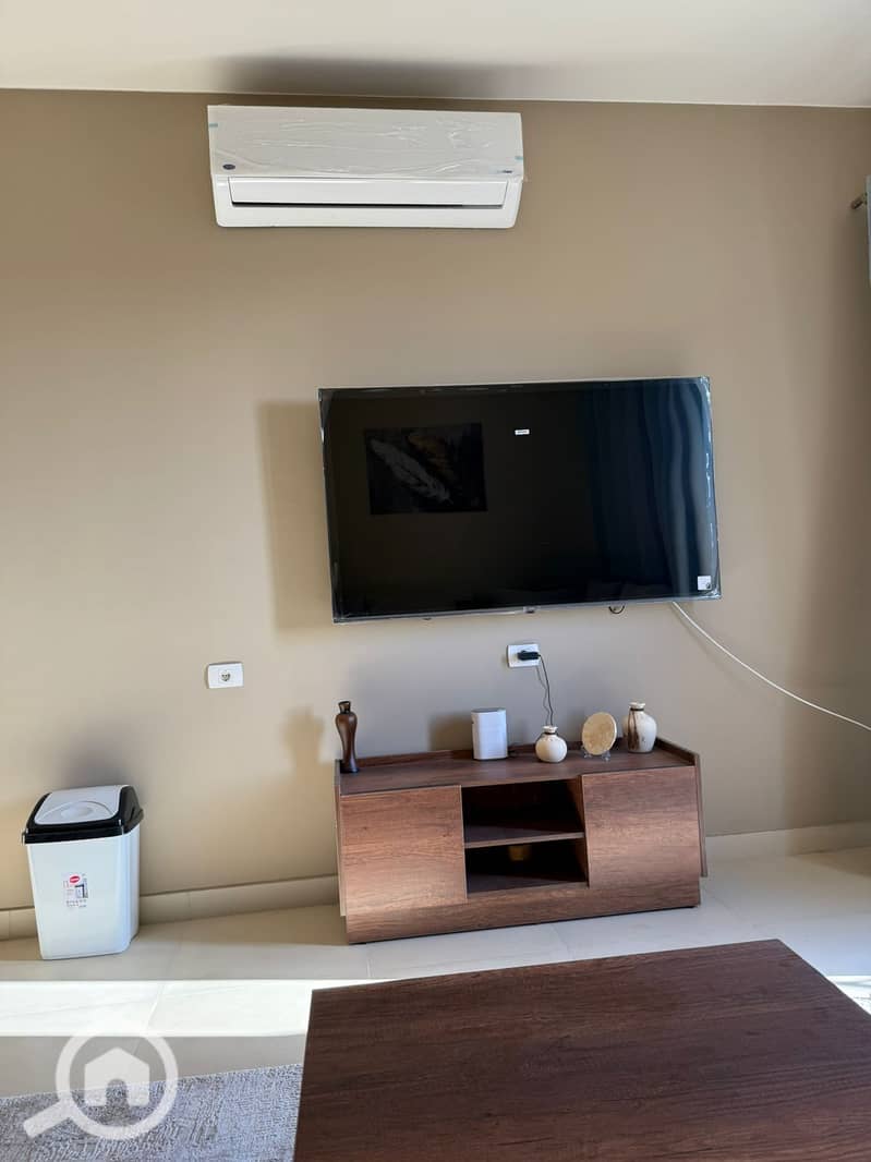 15 ac23ee64-2316-4176-bd2c-445c22a81e44. jpeg