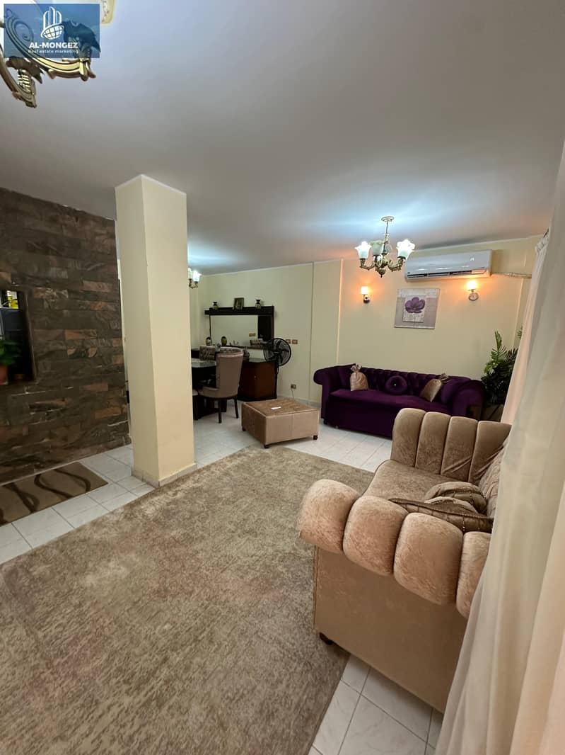 2 990992a7-b472-4ce7-9c41-5f67e38ca519. jpg