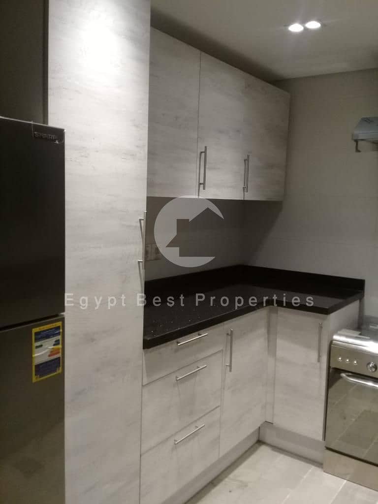 4 8012d1dd-4df6-4926-b748-478289d435d8. jpg