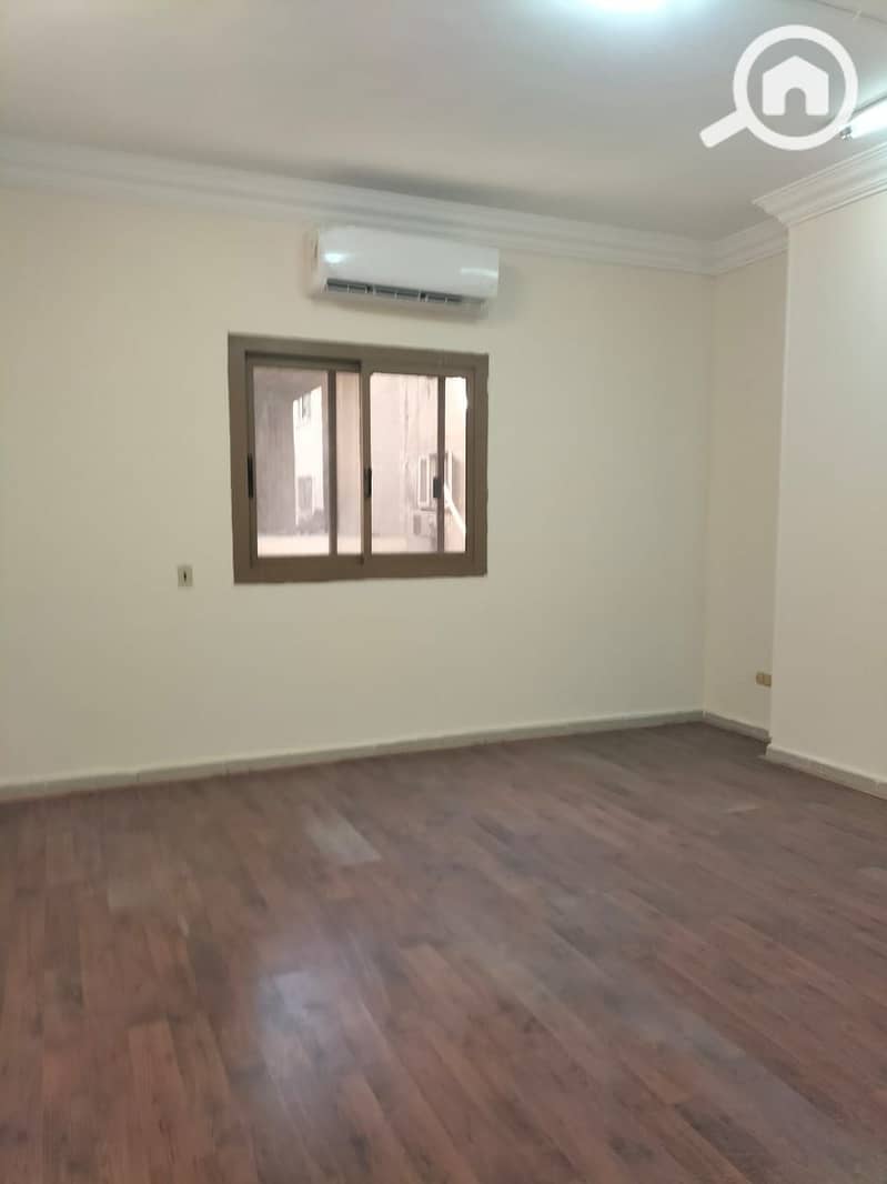 5 WhatsApp Image 2025-12-25 at 4.41. 08 PM (3). jpeg