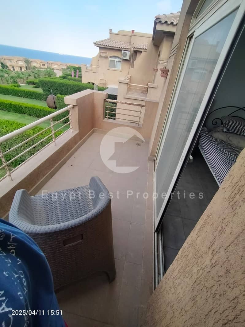 8 6072389a-fb7b-47bb-ab85-c2a5591634ff. jpg