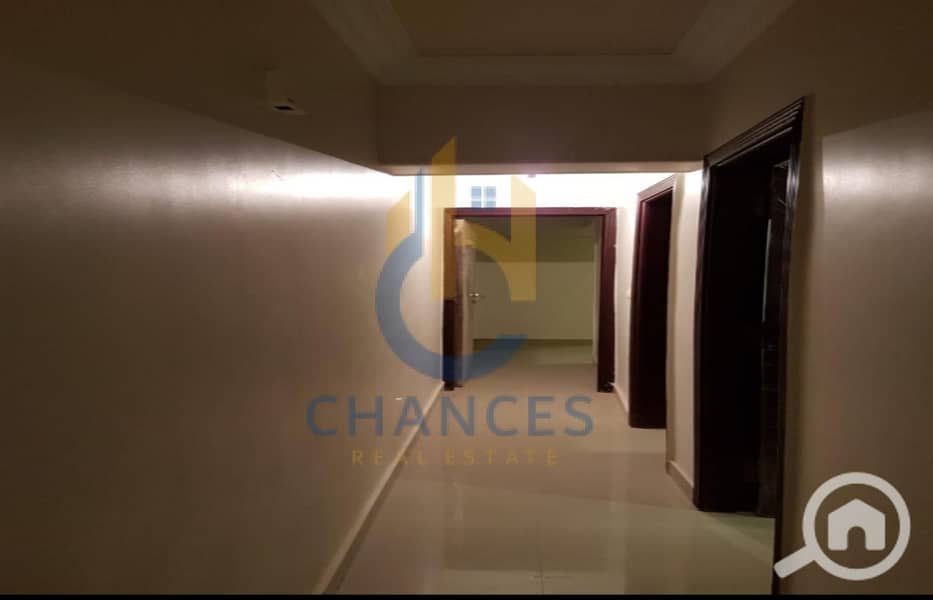 3 9f80df01-9f66-4275-9c67-9bf2c4e79db4. jpg