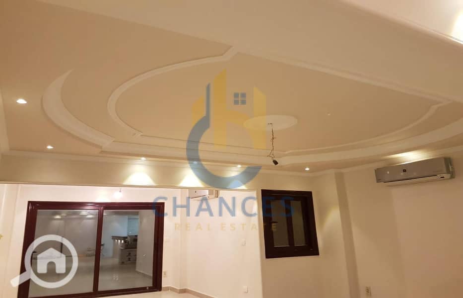 6 81844c03-e7cb-4c14-b7ea-fae58cc5aab9. jpg