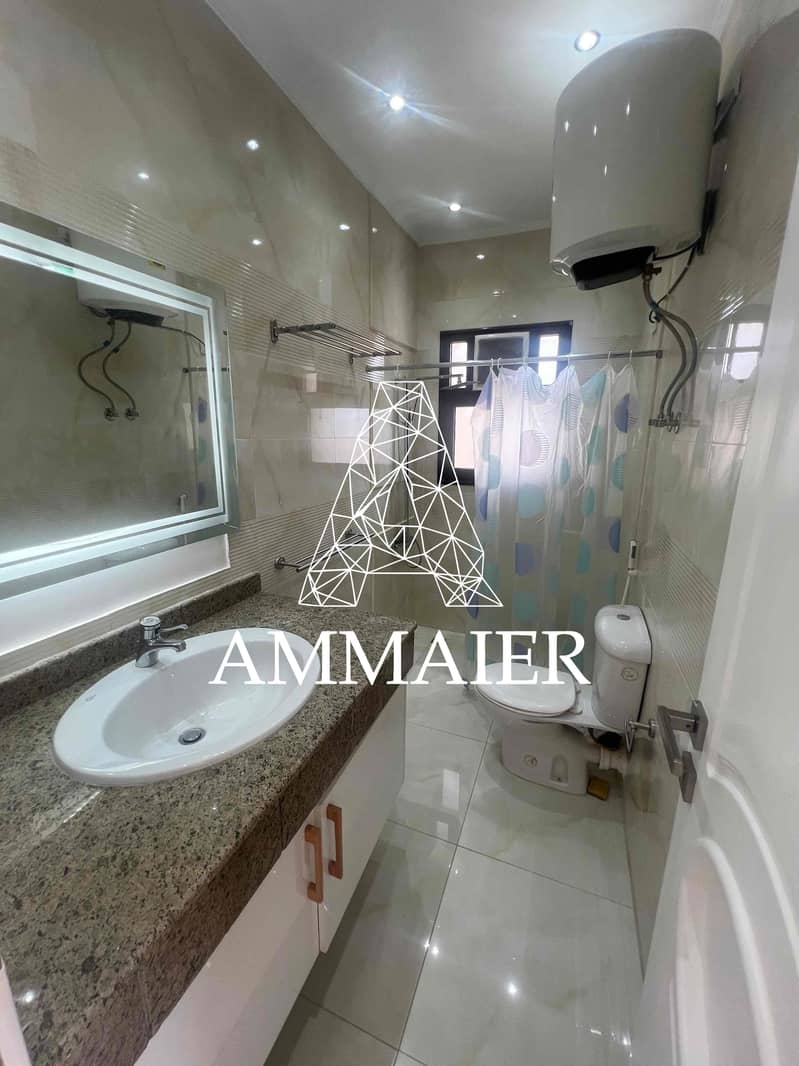 8 35e141a3-dc49-4e16-a11c-8fac780f6a92. jpg