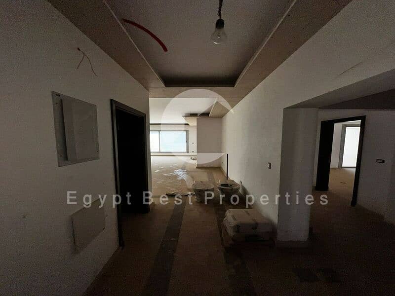 4 6a24aa08-2a2c-4340-81c6-d5e422a96b92. jpg