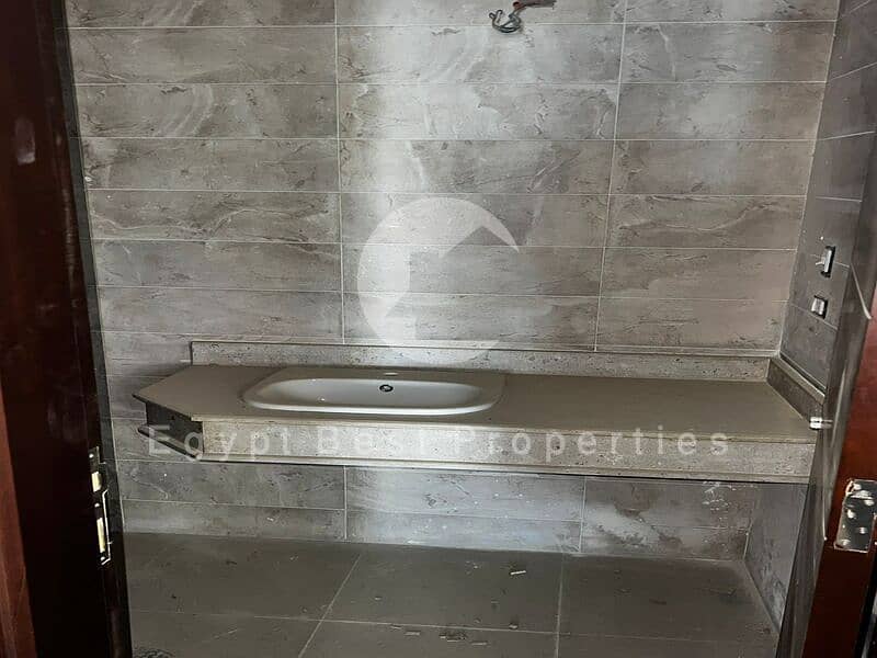 5 8583d020-b17f-4556-a09e-ffbc8a89b0f5. jpg