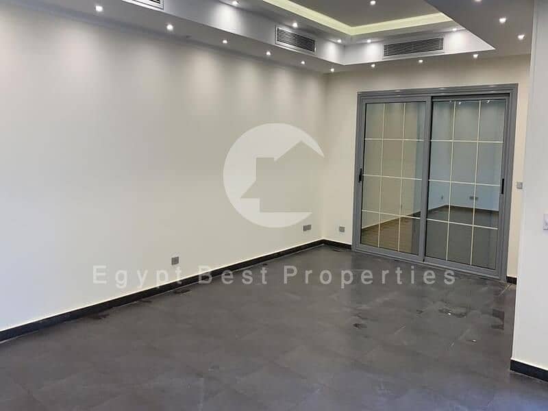 10 28d79778-6be4-41fa-b91d-682456a728c0. jpg