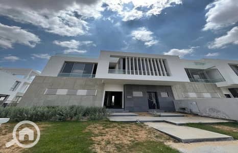 تاون هاوس 6 غرف نوم للبيع في 6 أكتوبر، الجيزة - 4c9cd501-9116-4c45-b399-a2c5b4f35f7f_1400x900. jpg