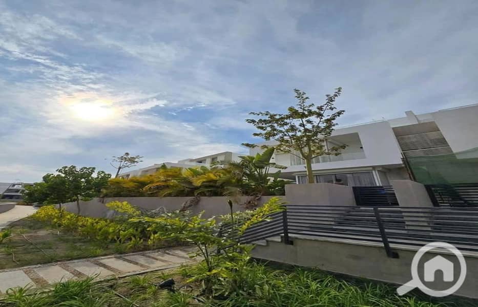 5 7d7875a0-6007-47fc-bbdd-bb9055f36eb1_1400x900. jpg