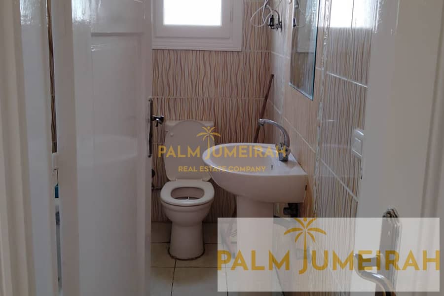 13 Palm Jumeriah - Frame. jpg