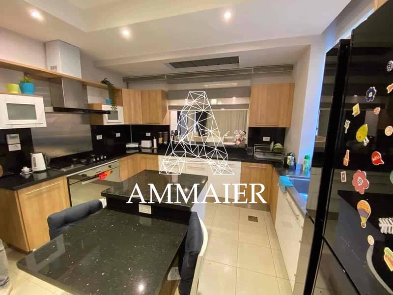 4 59c3f30a-bc10-4b51-97e0-3a379048179b. jpg