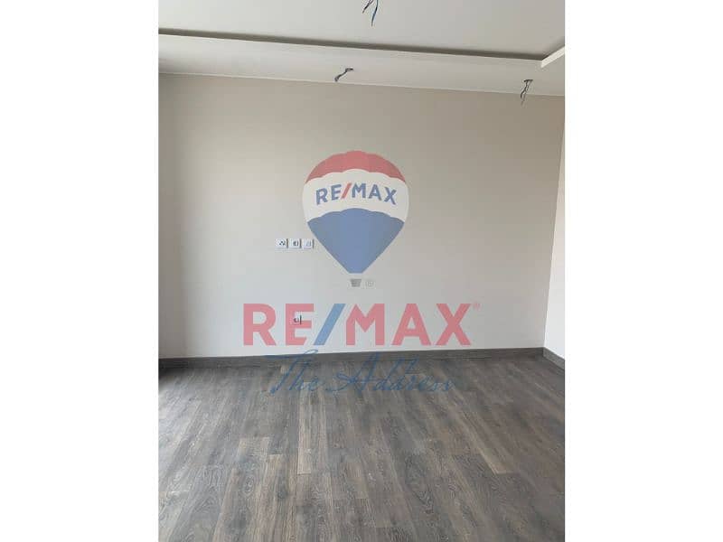 5 7d184b02-3536-419a-a0a0-df62636abbee. jpg