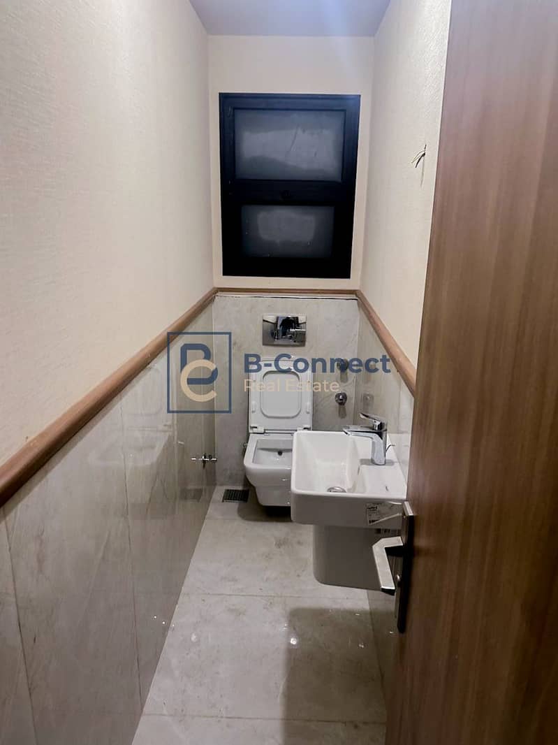 12 WhatsApp Image 2026-01-11 at 6.09. 40 PM. jpg