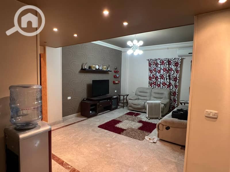 5 26f84ea7-e4f2-42af-b7f2-edf092f9c84d. jpeg