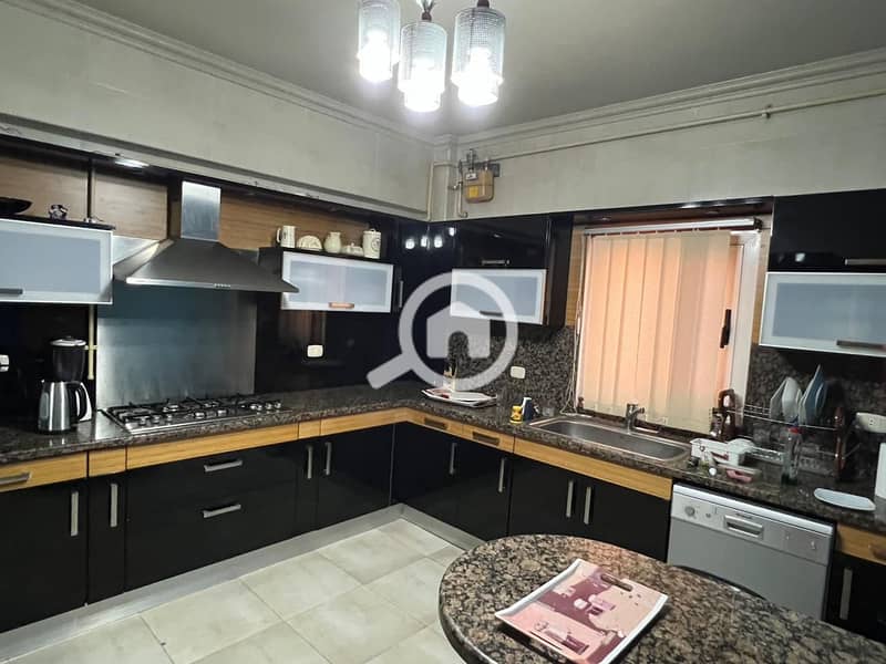 8 d0786799-cbf2-48ef-9a47-cef6f2cd11e3. jpeg