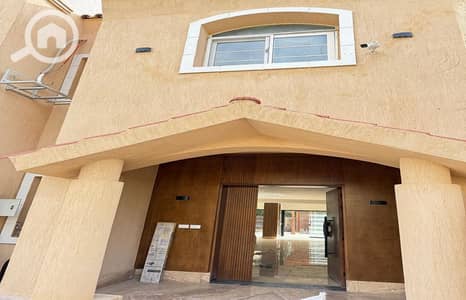 3 Bedroom Villa for Sale in Madinaty, Cairo - 0cab7837-5397-4cca-9389-ecbc1b4de3a3. jpg