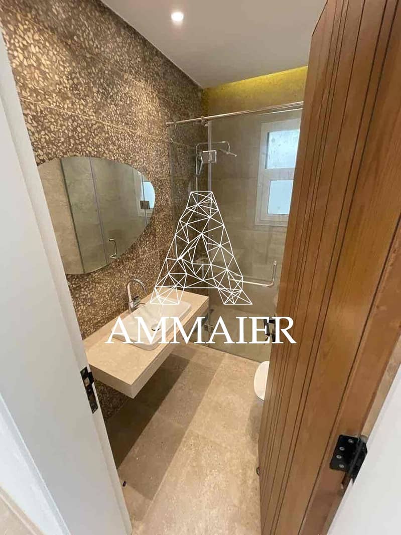 5 e70e04b6-7c89-4e52-bd38-b90897736772. jpg