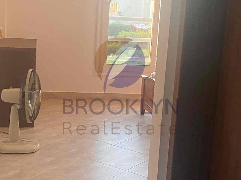 2 b44eb534-8e97-420c-a46d-1127159c4feb. jpg