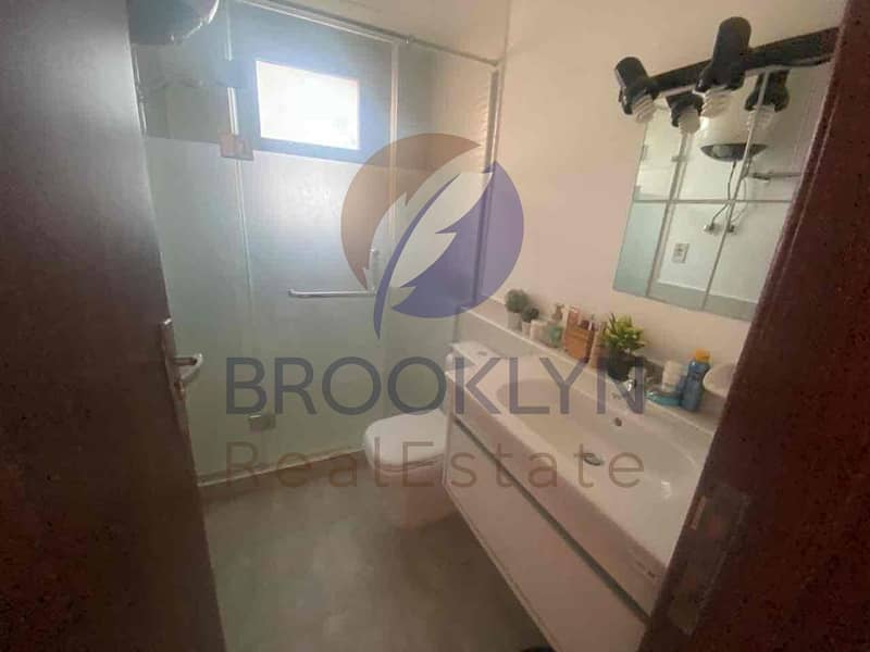 9 4921c28f-3071-4238-91c9-18ef987f93aa. jpg