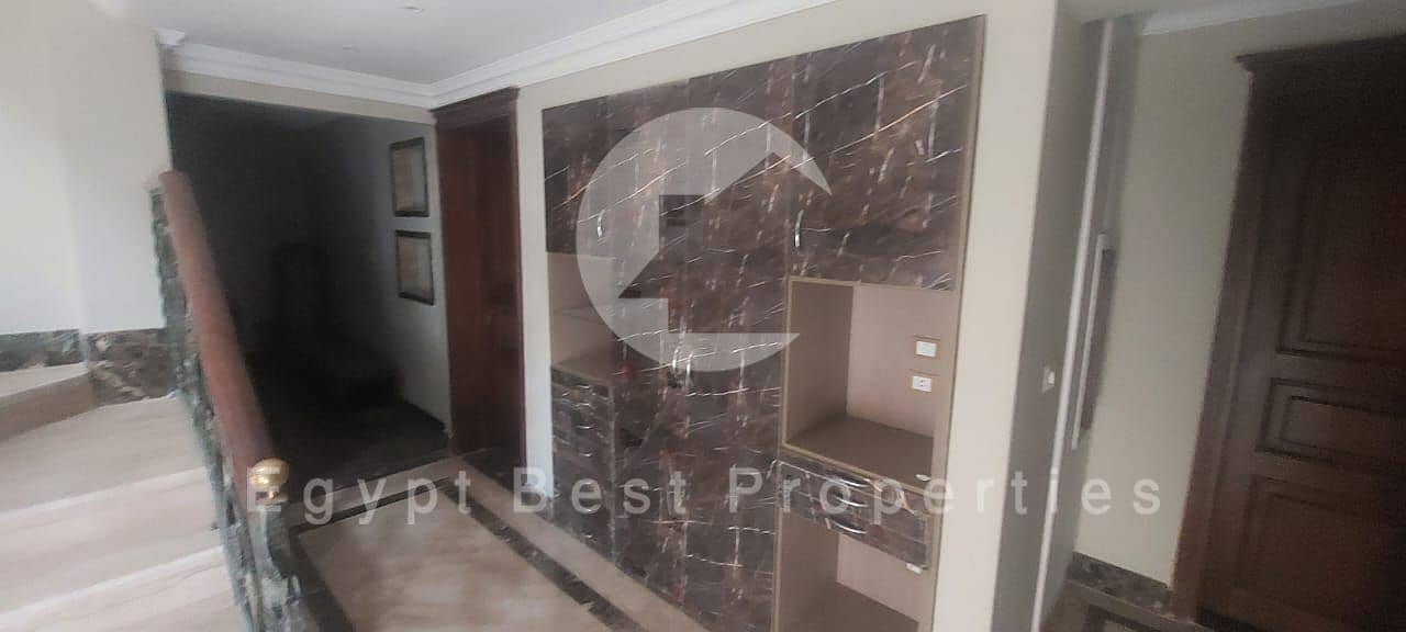 10 ba64e8f4-110e-428e-866f-bfc1502b8b87. jpg