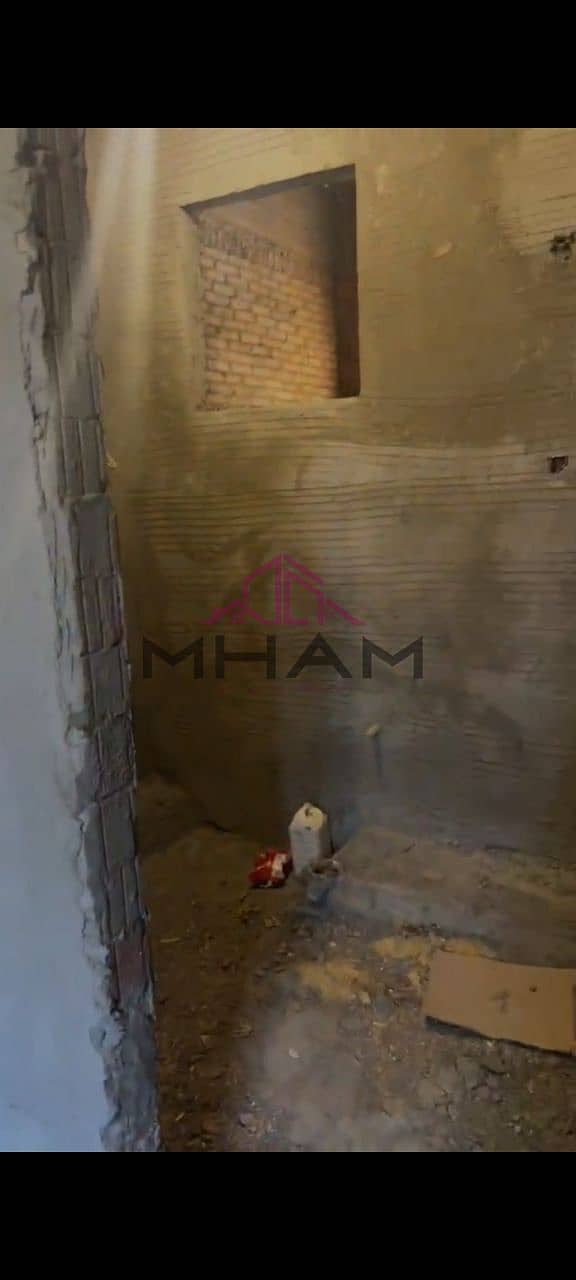 6 photo_5960980635222477609_y. jpg