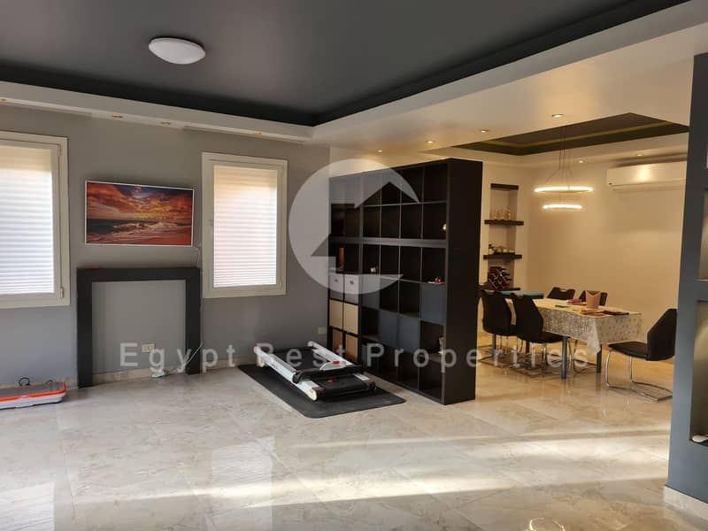 4 ad79d535-3c43-4a37-a7d5-3e8579946d8e. jpg