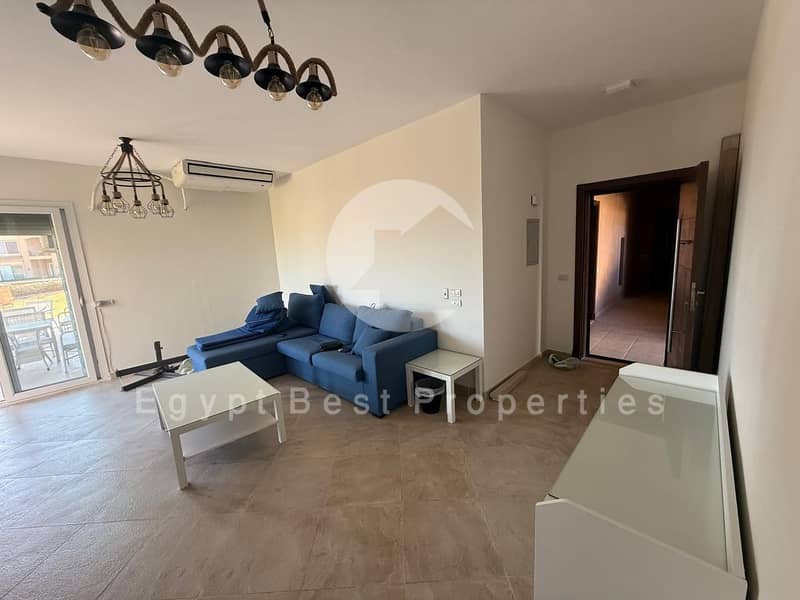 2 42dd0708-742b-40e4-9b52-932232c1316a. jpg